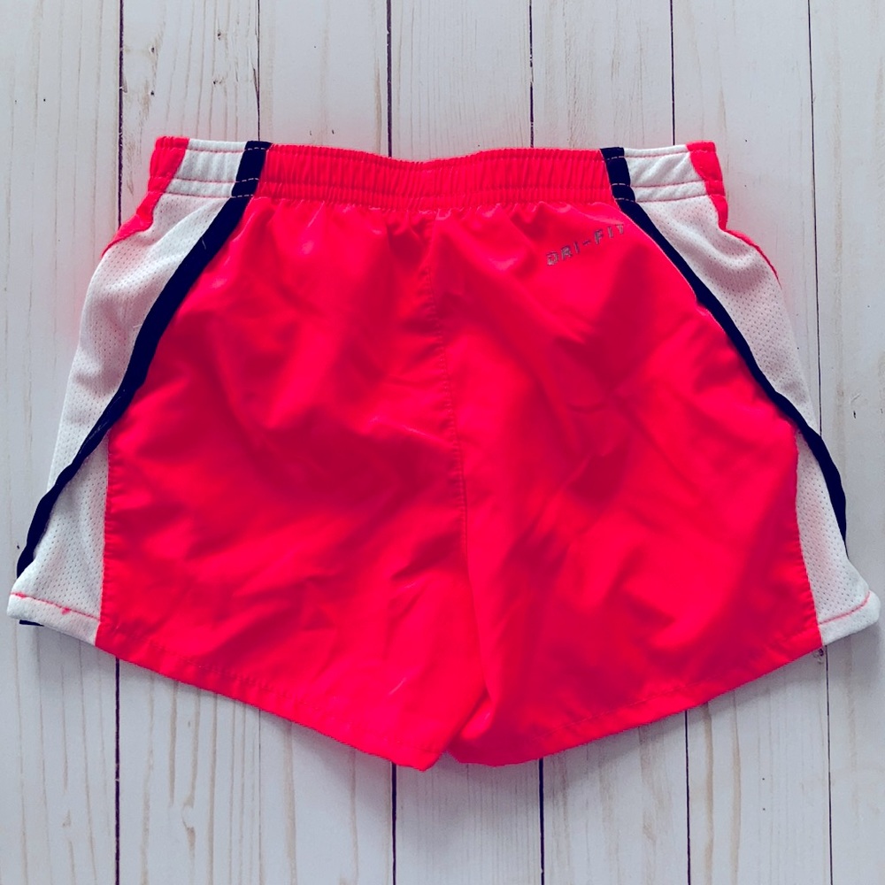 Girls Nike Dri Fit Athletic Shorts - Picture 3 of 4